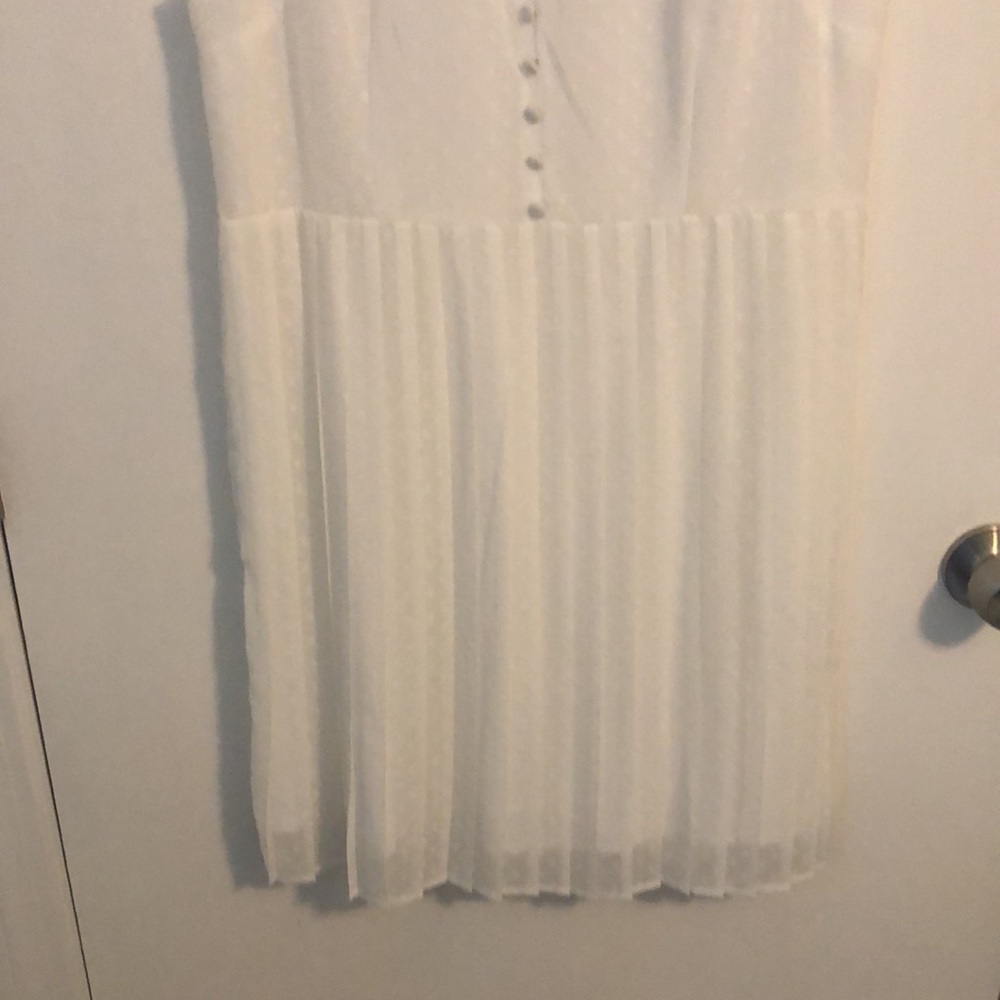 Modcloth White Sleeveless Dress - Picture 3 of 6